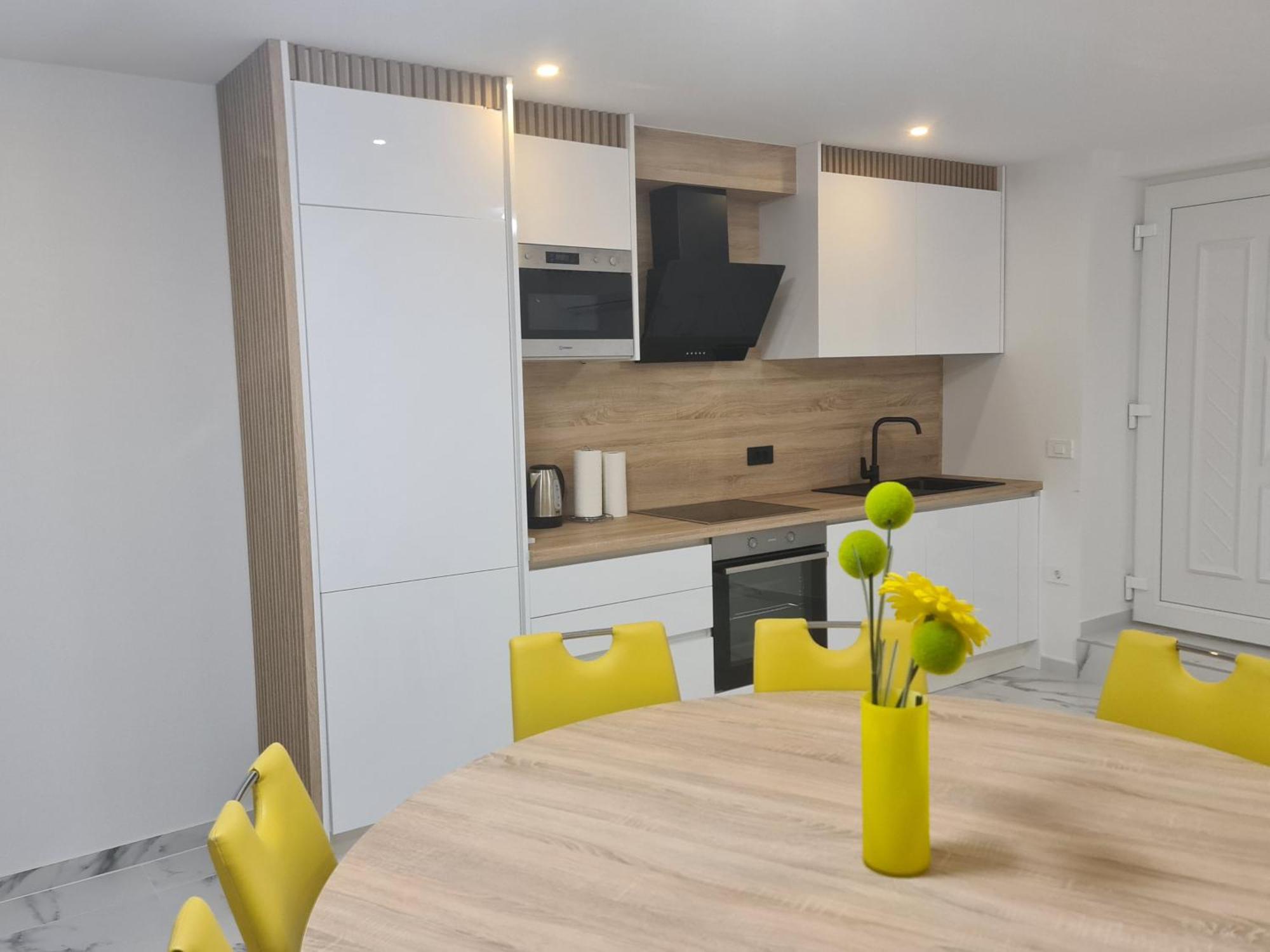 Apartments Julijana 2 プリヴラカ エクステリア 写真